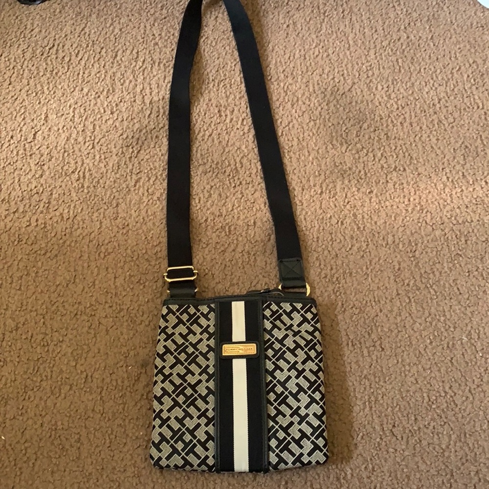 Tommy Hilfiger Crossbody purse